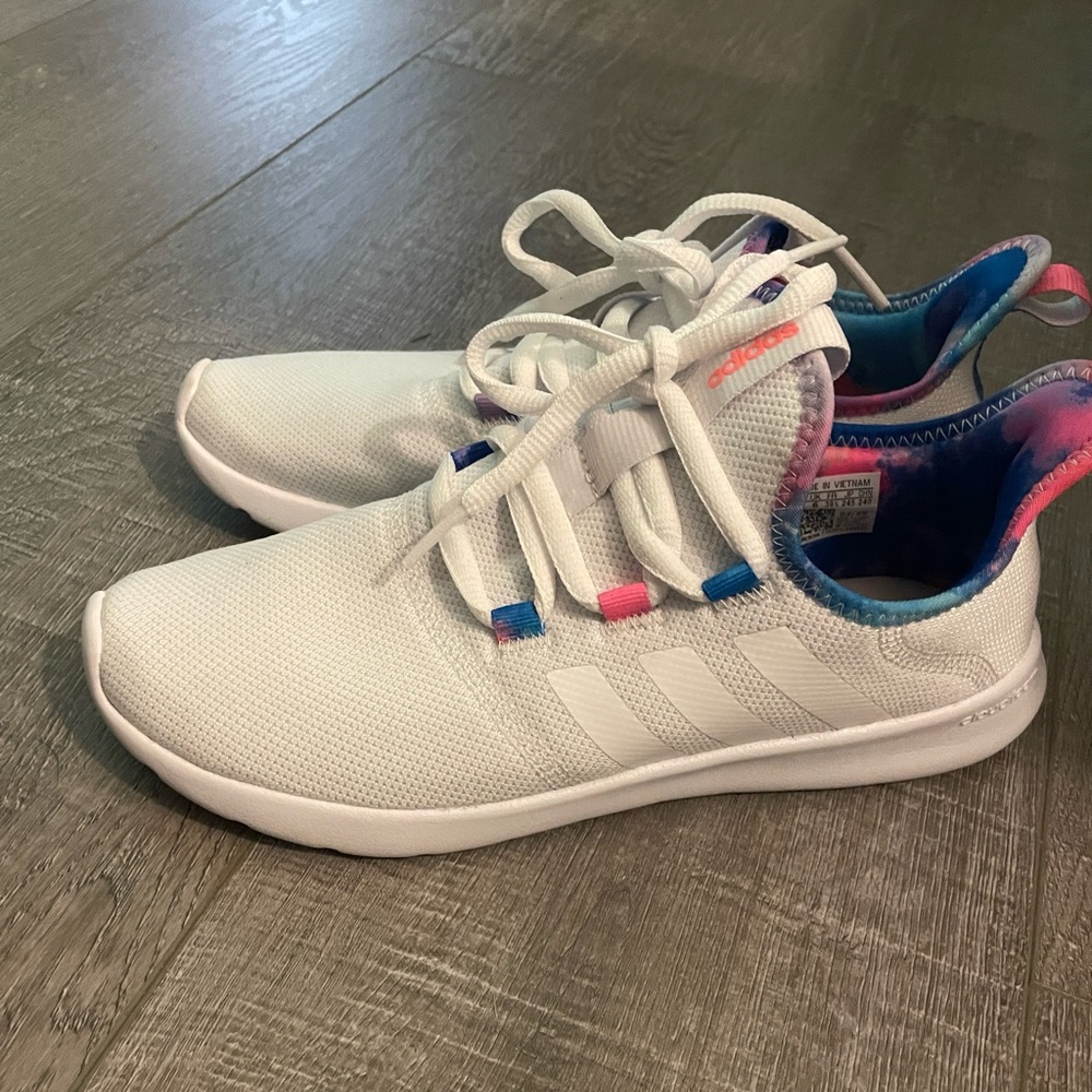 Adidas women’s cloudfoam pure 2.0 running shoe size 7.5